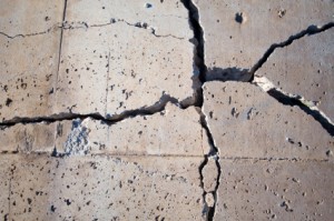 CRACKED CONCRETE WALL