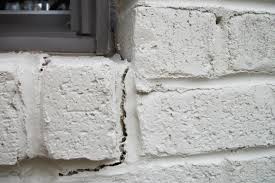 cracks in mortar between bricks